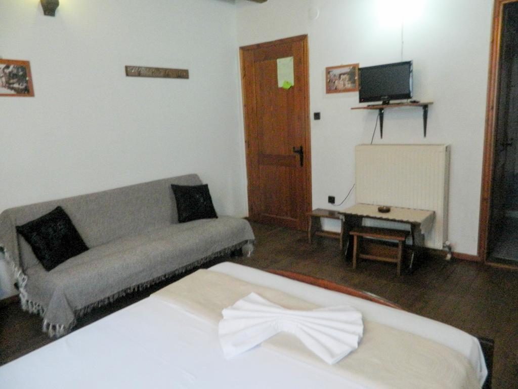 Guesthouse Klearchos Палеос-Пантелеймонас Экстерьер фото