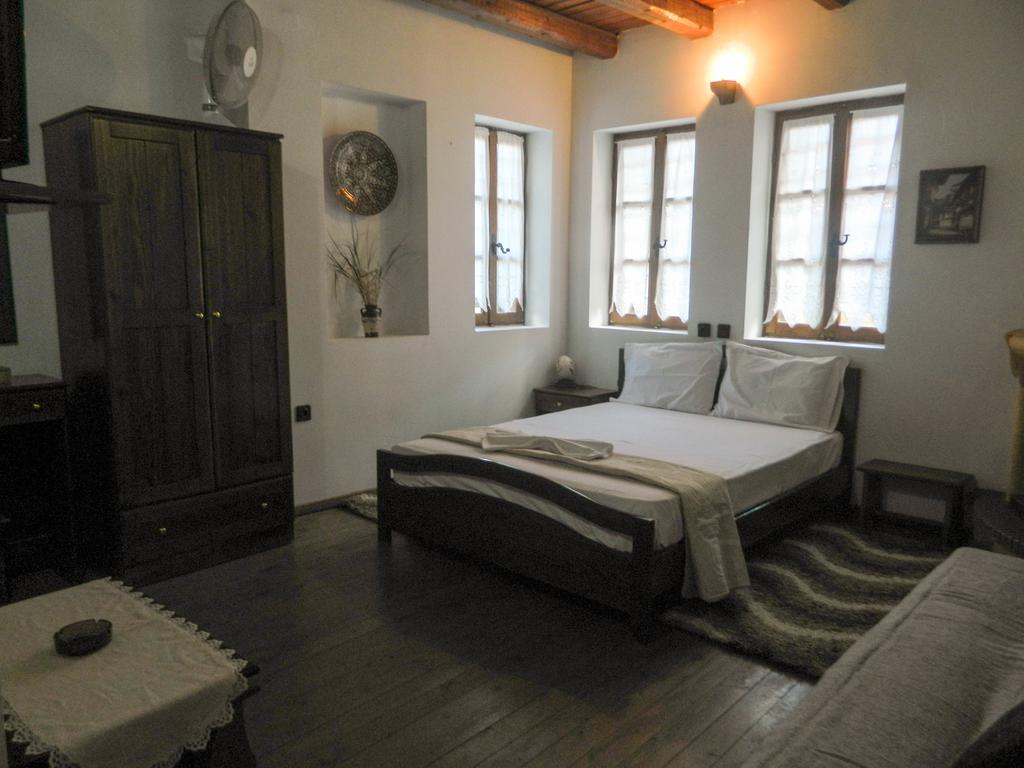 Guesthouse Klearchos Палеос-Пантелеймонас Экстерьер фото